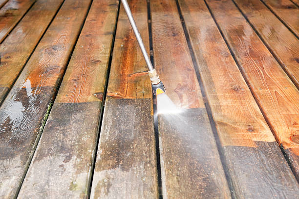 Spring Cleaning in Hawaiian Gardens, CA